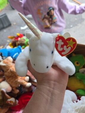 Ty White Unicorn Beanie Baby Plush with Iridescent Horn